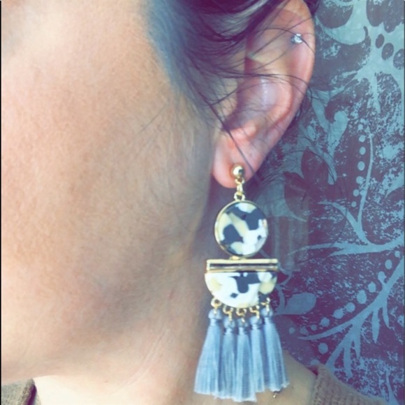 Gray Tassel Earrings - Picture 5 of 5